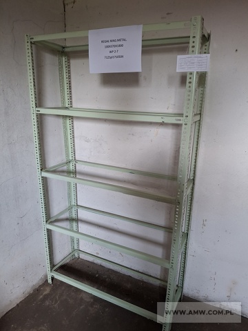 Sprzęt kwaterunkowy - pakiet zawierający 28 poz. asort. (wg oddzielnego wykazu), w tym m.in.: szafy na odzież metalowe, łóżka koszarowe, regały magazynowe metalowe itp. 